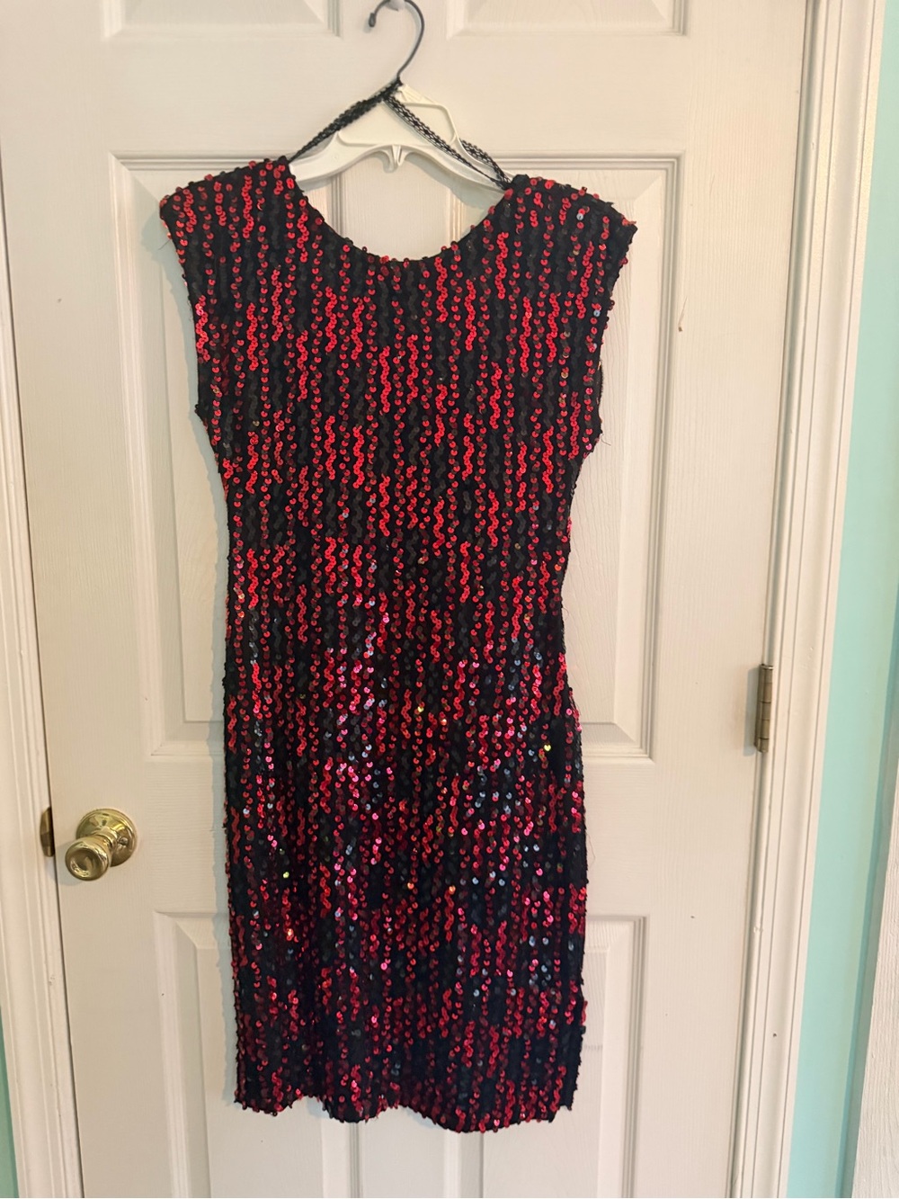Women's Vintage Black and Red Sequin Party Dress